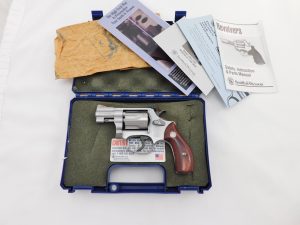 1997 Smith Wesson 63 2 Inch Kit Gun NIB